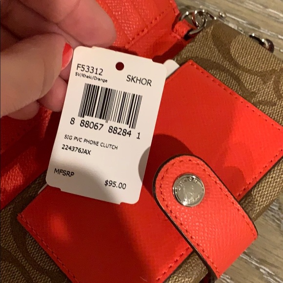 Wristlet - Picture 5 of 5